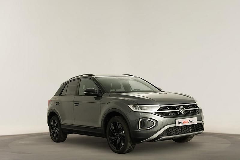 Cinzento Usado 2025 VW T-Roc Style SUV | € 34.990 (Caro) - Imagem 1/4
