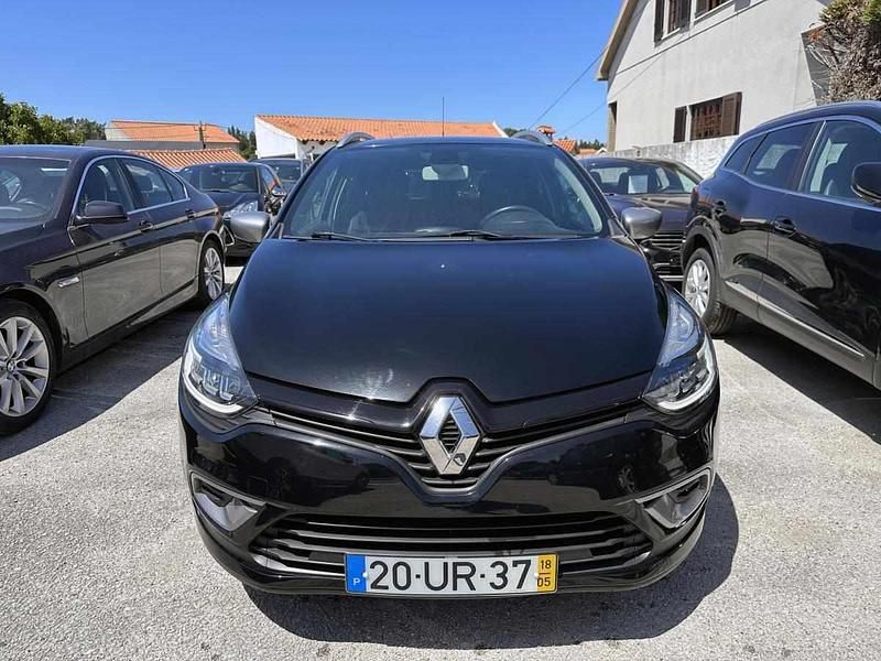 Usado Renault Clio IV 90 HP (66 kW) 2018 Preto Carrinha
