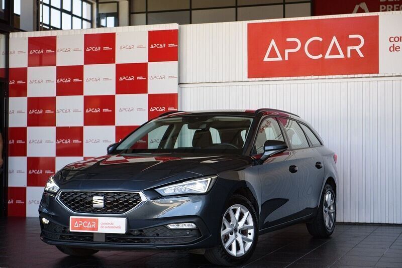 Cinza Usado 2022 Seat Leon Style Carrinha | € 18.500 (Preço justo) - Imagem 1/4