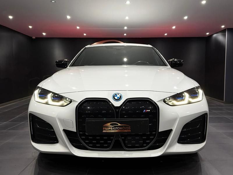 Usado BMW i4 400 kW (544 HP) 2022 Branco Sedan