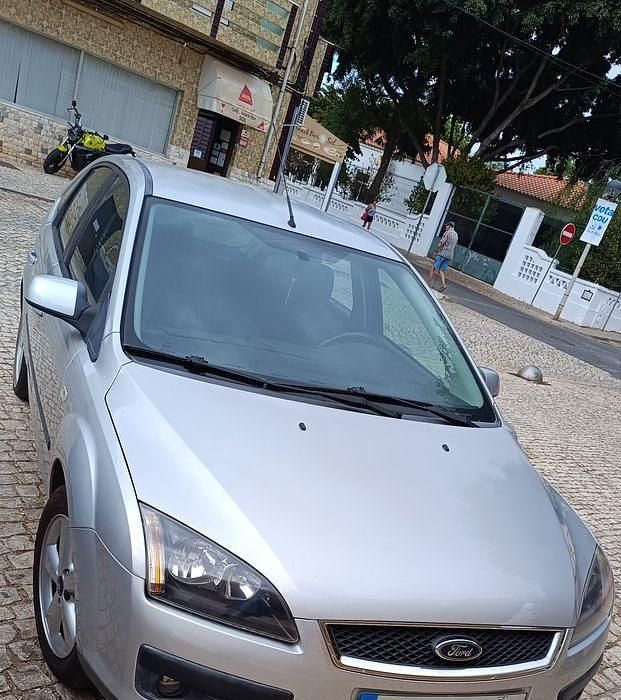 Usado 2006 Ford Focus Sedan | € 4.700 (Preço elevado) - Imagem 1/4