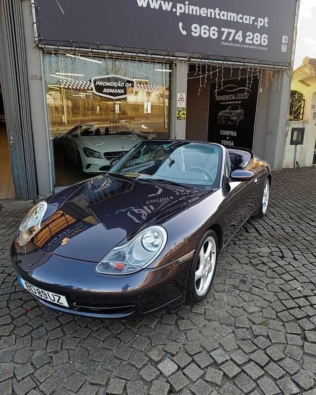 Usado Porsche 911 300 HP (220 kW) 2000 Cinzento