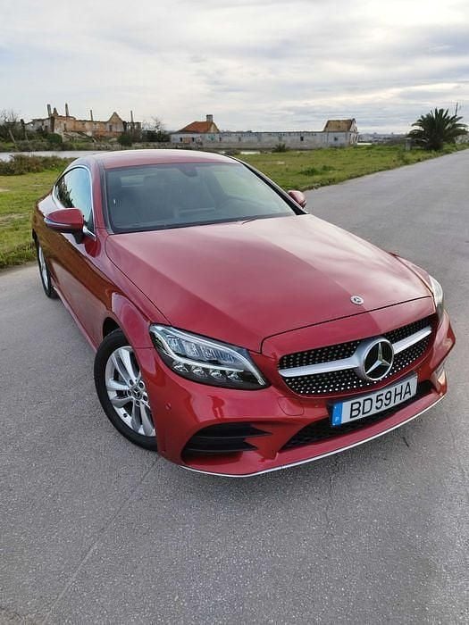 Usado 2019 Mercedes C180 Coupé | € 25.000 - Imagem 1/4