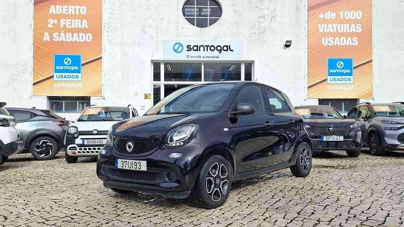 Preto Usado 2018 Smart ForFour Passion Citadino | € 12.490 (Preço justo) - Imagem 1/4