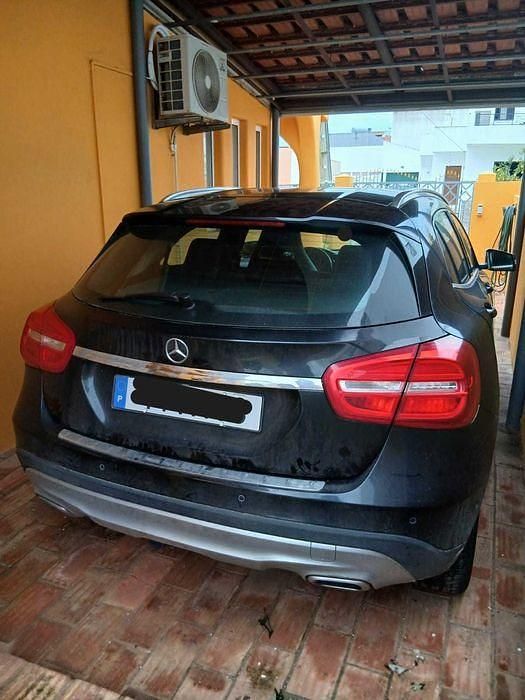 Usado Mercedes GLA180 110 HP (80 kW) 2016 SUV