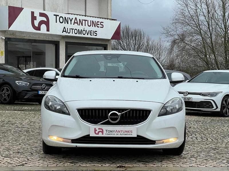 Usado Volvo V40 120 HP (88 kW) 2017 Branco