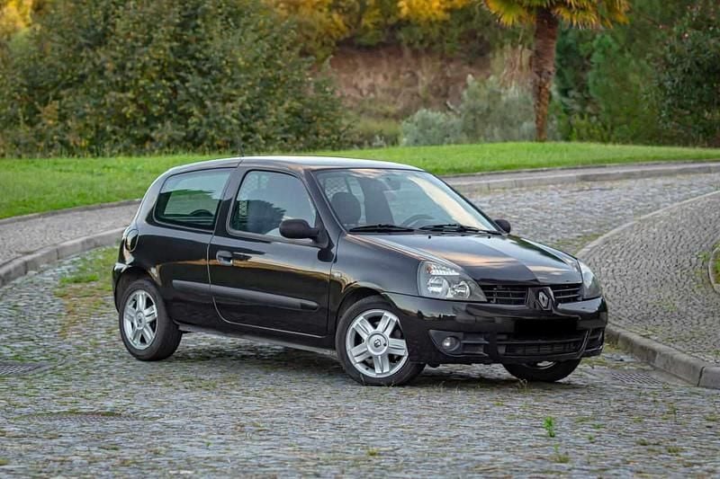 Preto Usado 2007 Renault Clio II Citadino | € 2.500 (Bom preço) - Imagem 1/4