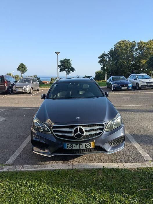 Usado 2013 Mercedes E300 Sedan | € 12.750 - Imagem 1/4