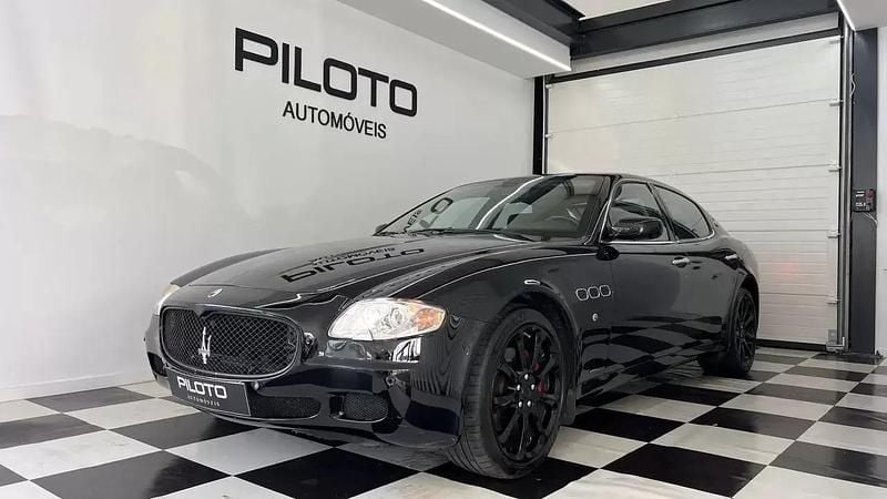 Preto Usado 2005 Maserati Quattroporte GT Sedan | € 34.990 - Imagem 1/4
