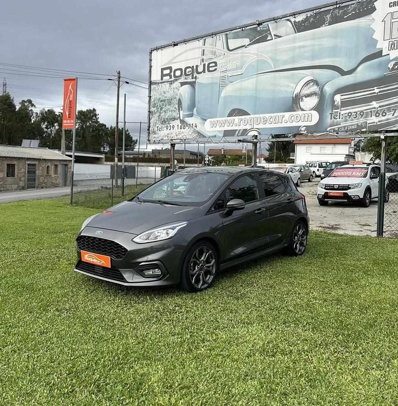 Usado Ford Fiesta ST-Line 100 HP (73 kW) 2018 Cinzento Citadino