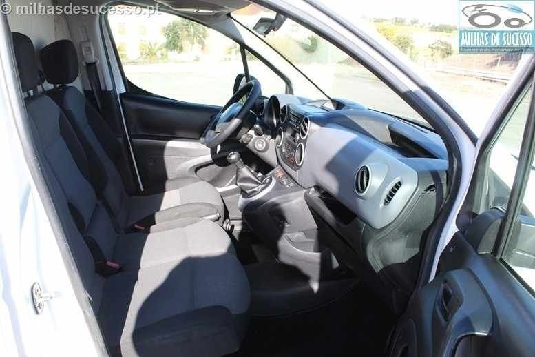 Usado Citroën Berlingo 99 HP (72 kW) 2018 Branco Monovolume