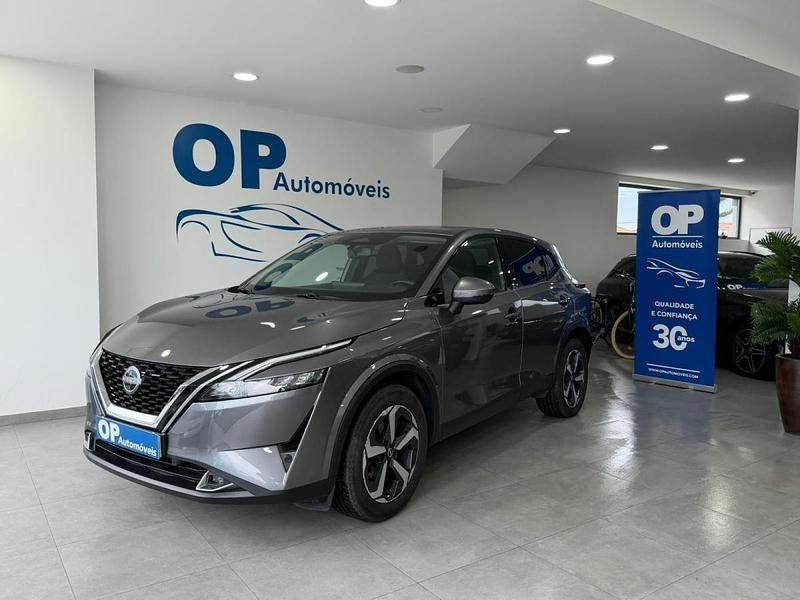 Cinza Usado 2023 Nissan Qashqai N-Connecta SUV | € 26.450 (Preço justo) - Imagem 1/4