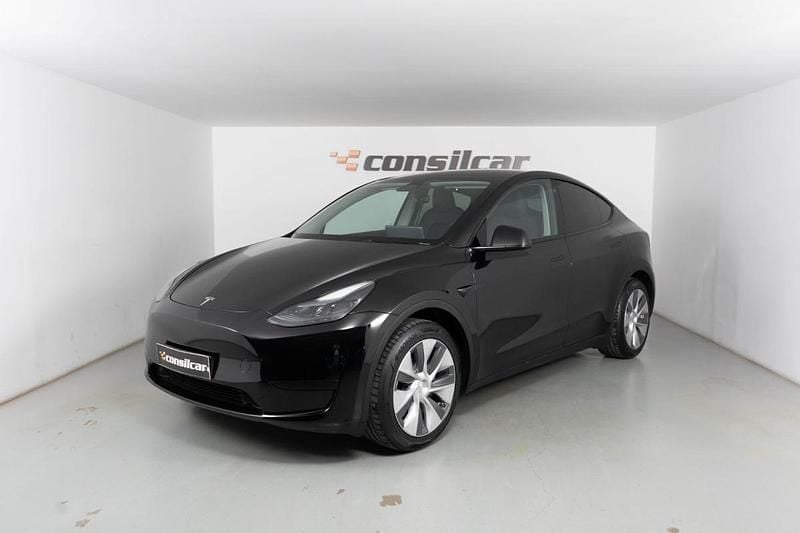 Preto Usado 2023 Tesla Model Y Standard Range SUV | € 34.890 (Preço justo) - Imagem 1/2