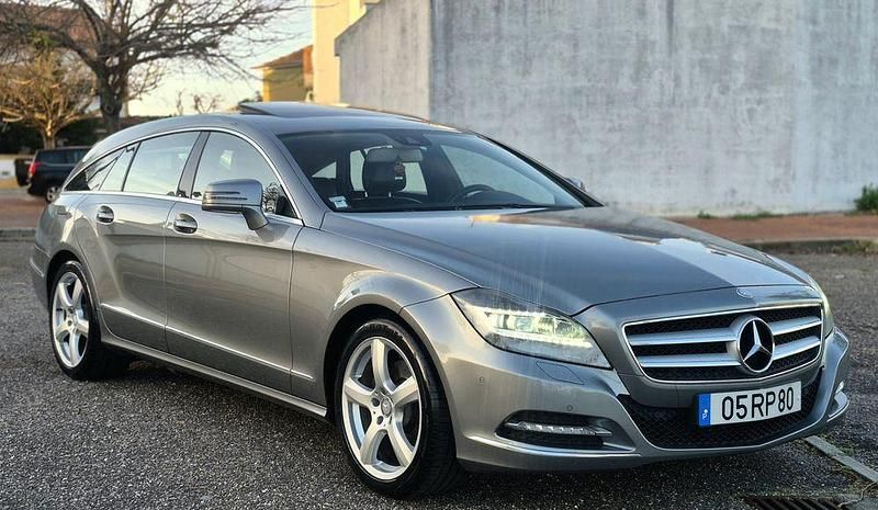 Usado Mercedes CLS250 204 HP (150 kW) 2013 Sedan