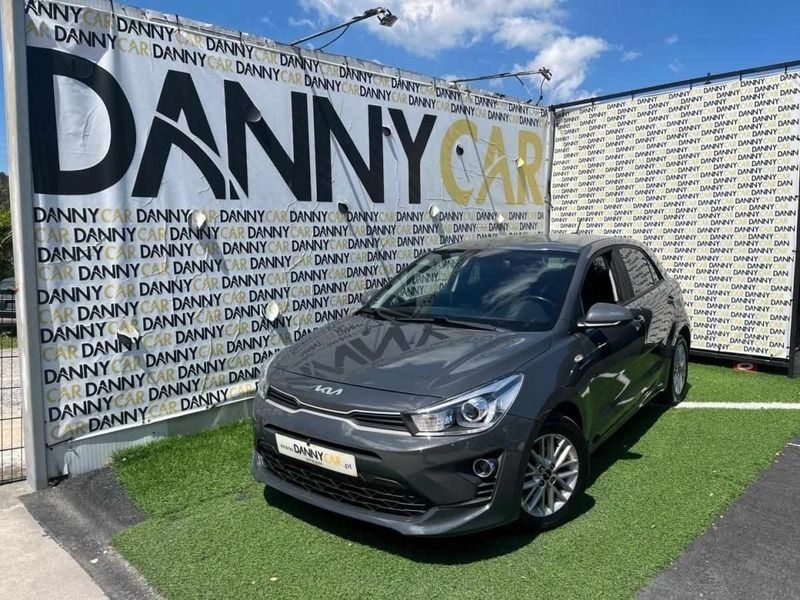 Cinzento Usado 2021 Kia Rio | € 13.900 - Imagem 1/4