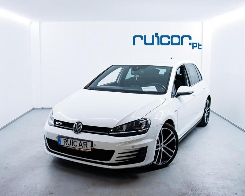 Branco Usado 2016 VW Golf VII | € 20.700 (Preço justo) - Imagem 1/4