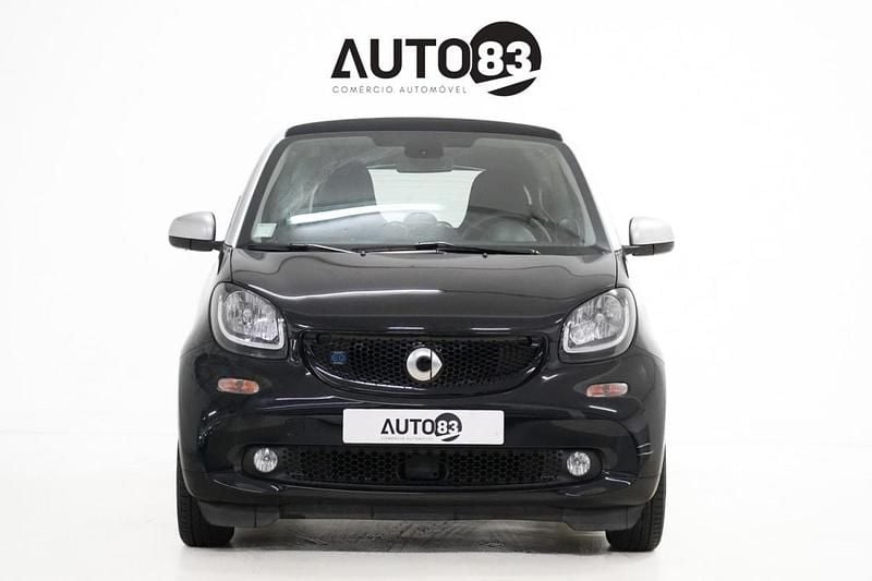 Usado Smart ForTwo Electric Drive 60 kW (82 HP) 2020 Preto