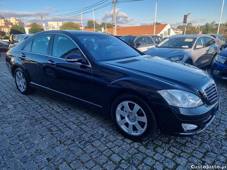 Preto Usado 2007 Mercedes S320 Sedan | € 8.500 - Imagem 1/1