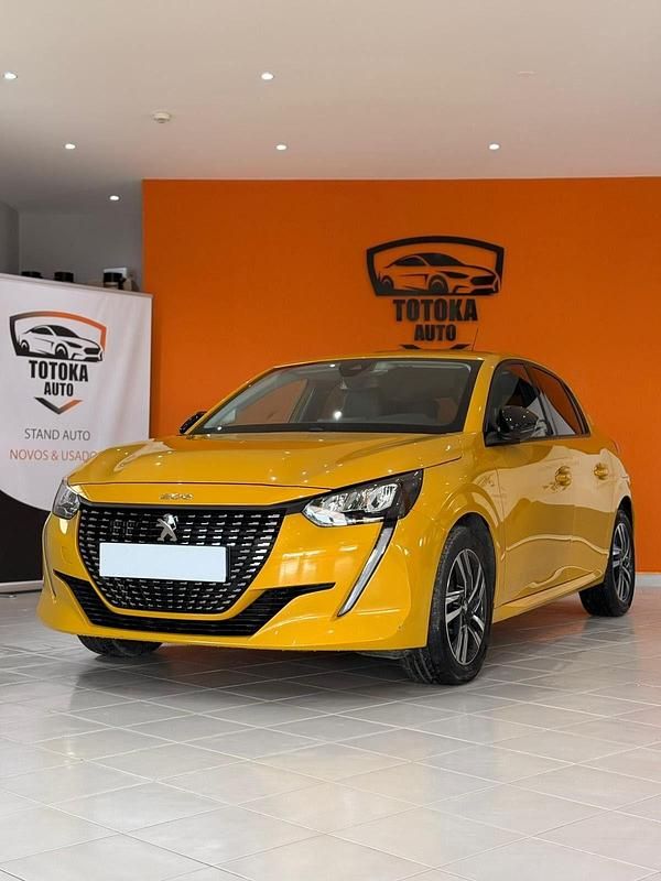 Amarelo Usado 2022 Peugeot 208 Allure Citadino | € 16.450 (Preço elevado) - Imagem 1/4