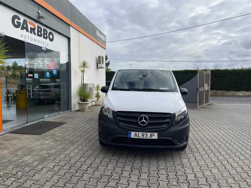 Usado Mercedes e-Vito 84 kW (115 HP) 2021 Branco Monovolume