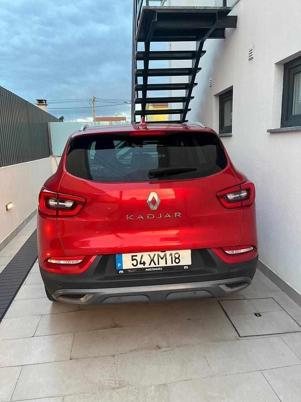 Usado Renault Kadjar 140 HP (102 kW) 2019 Vermelho SUV