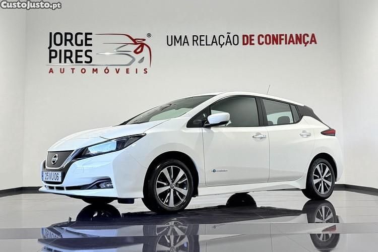 Branco Usado 2018 Nissan Leaf Acenta Citadino | € 13.990 - Imagem 1/1