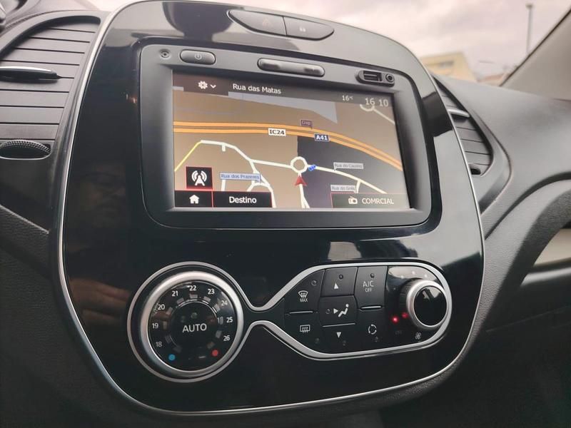 Usado Renault Captur 90 HP (66 kW) 2019 Antracite SUV