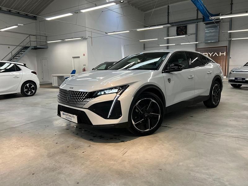 Usado Peugeot e-408 GT 156 kW (213 HP) 2025 Branco SUV