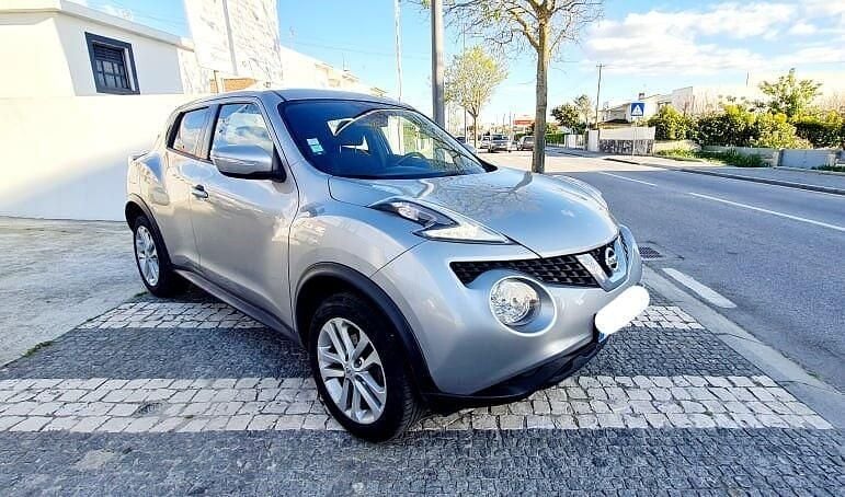 Cinza Usado 2015 Nissan Juke Tekna SUV | € 13.999 (Caro) - Imagem 1/4