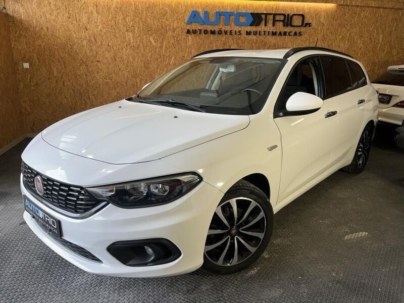 Branco Usado 2018 Fiat Tipo Wagon Carrinha | € 10.900 (Preço justo) - Imagem 1/1