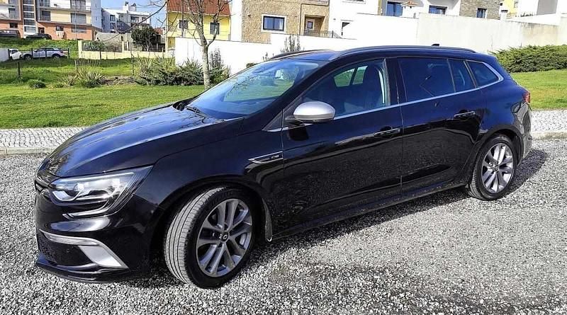Usado Renault Mégane GrandTour 116 HP (85 kW) 2019 Preto Carrinha