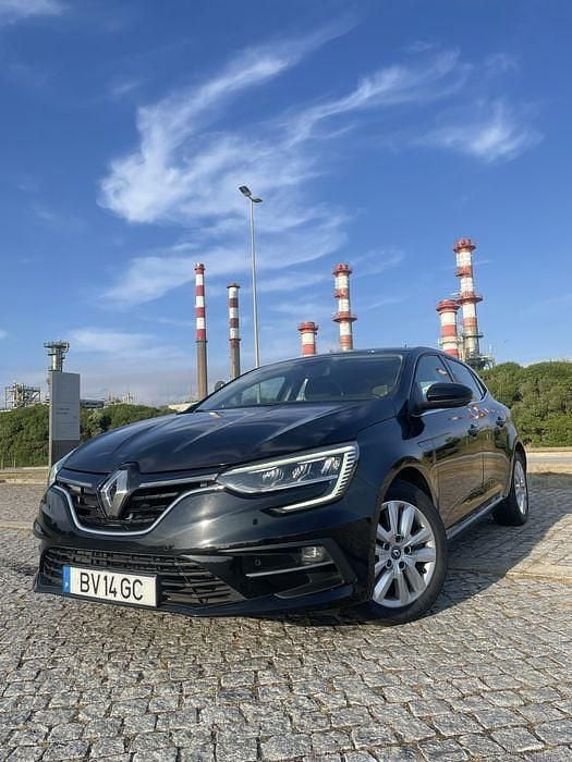 Usado 2021 Renault Mégane IV Sedan | € 17.500 - Imagem 1/4