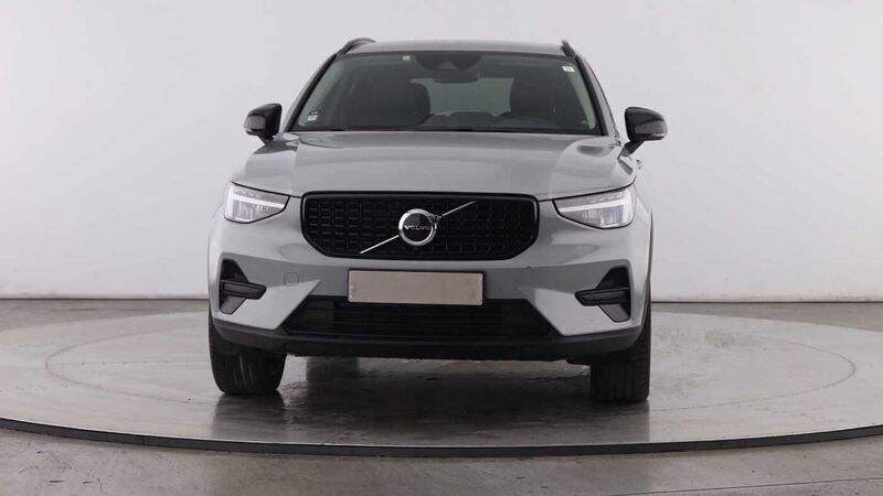 Usado Volvo XC40 Plus 262 HP (192 kW) 2023 Preto SUV