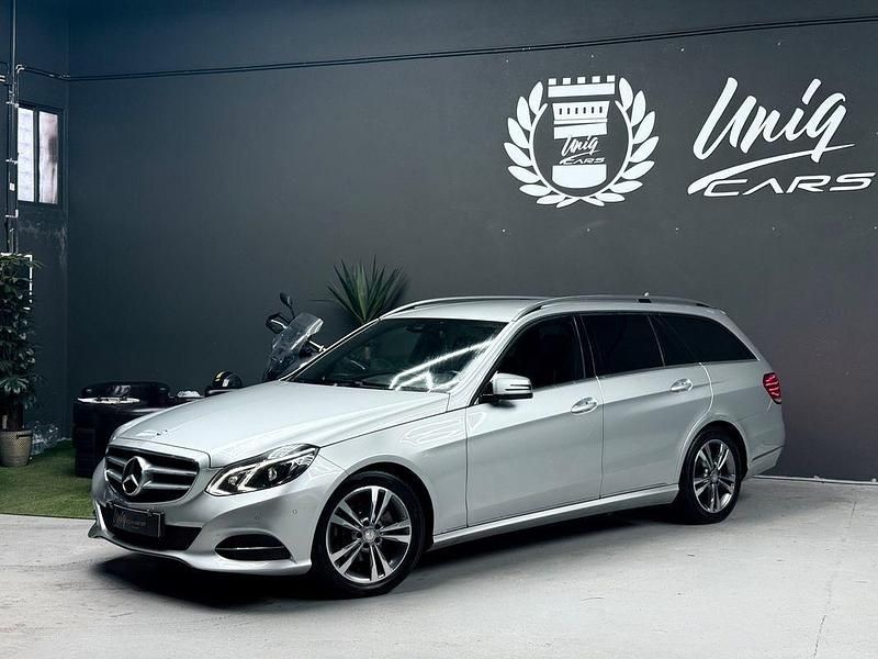 Cinza Usado 2016 Mercedes E200 Avantgarde Carrinha | € 18.999 - Imagem 1/4