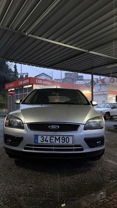 Usado Ford Focus 90 HP (66 kW) 2007 Sedan