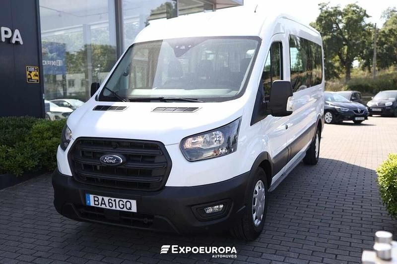 Usado Ford Transit 130 HP (95 kW) 2023 Branco Sedan