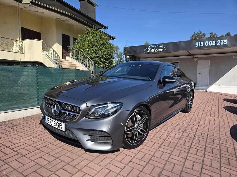 Cinzento Usado 2017 Mercedes E220 Coupé | € 33.990 (Preço elevado) - Imagem 1/4