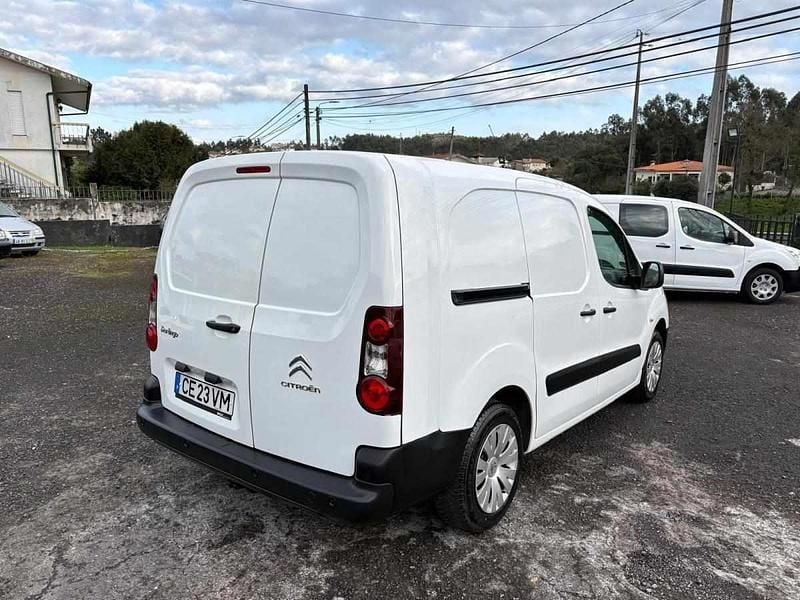 Usado Citroën Berlingo 100 HP (73 kW) 2018 Branco Monovolume