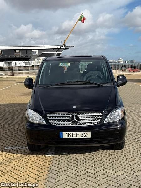 Preto Usado 2007 Mercedes Vito Van | € 9.900 - Imagem 1/1