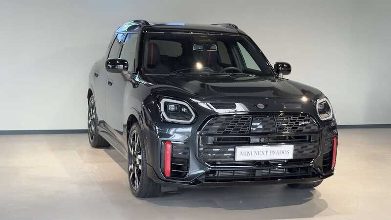 Usado Mini John Cooper Works Countryman 300 HP (220 kW) 2024 Legend grey SUV