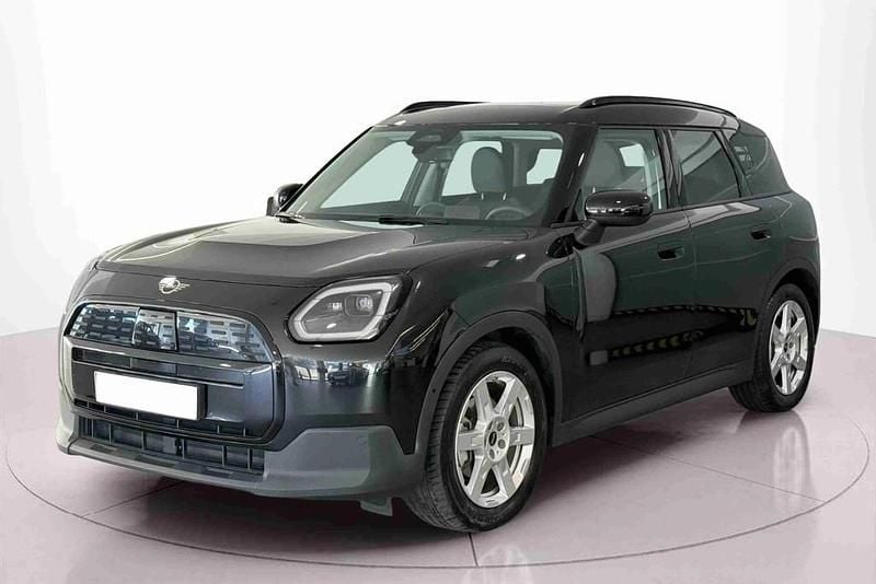 Preto Usado 2024 Mini Countryman Essential SUV | € 41.900 - Imagem 1/4