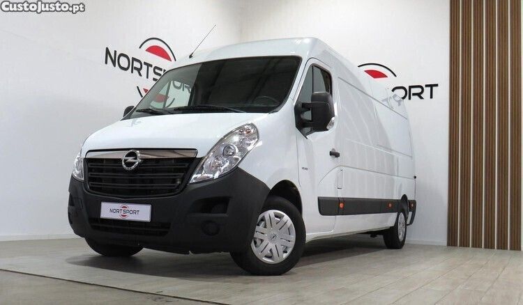 Branco Usado 2018 Opel Movano Van | € 22.800 - Imagem 1/1