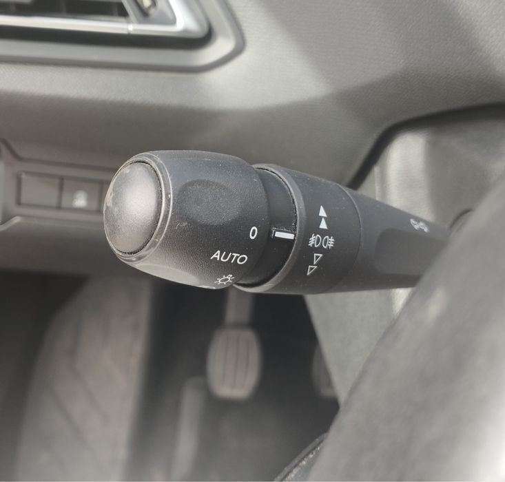 Usado Peugeot 308 Style 130 HP (95 kW) 2017 Sedan