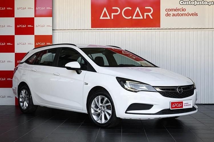Branco Usado 2018 Opel Astra Edition Carrinha | € 10.900 (Preço elevado) - Imagem 1/1