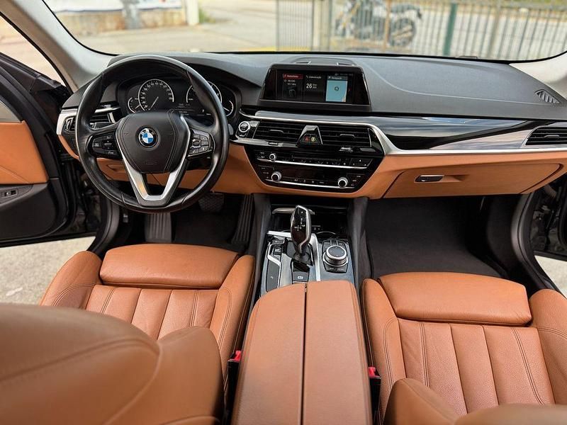 Usado BMW 520 Sport Line 190 HP (139 kW) 2019 Preto Carrinha