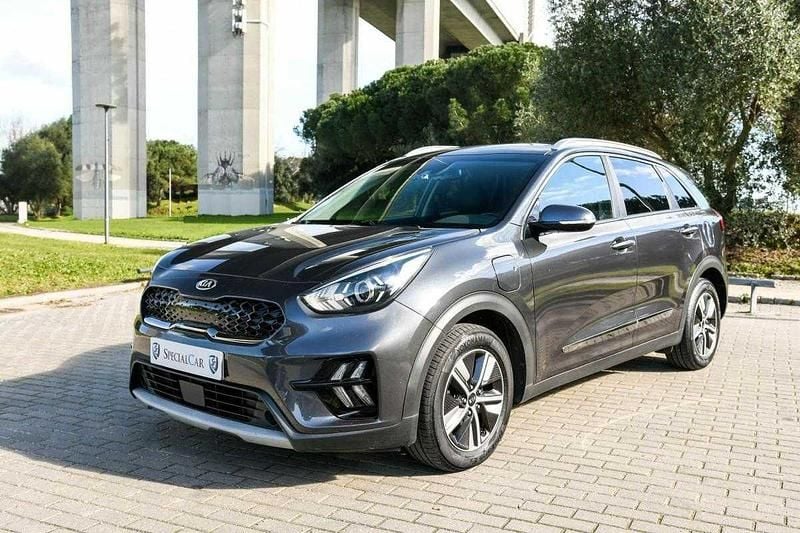 Cinzento Usado 2021 Kia Niro SUV | € 20.950 (Bom preço) - Imagem 1/4
