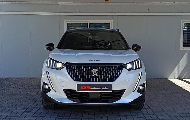 Branco Usado 2021 Peugeot 2008 GT SUV | € 20.980 (Preço justo) - Imagem 1/1