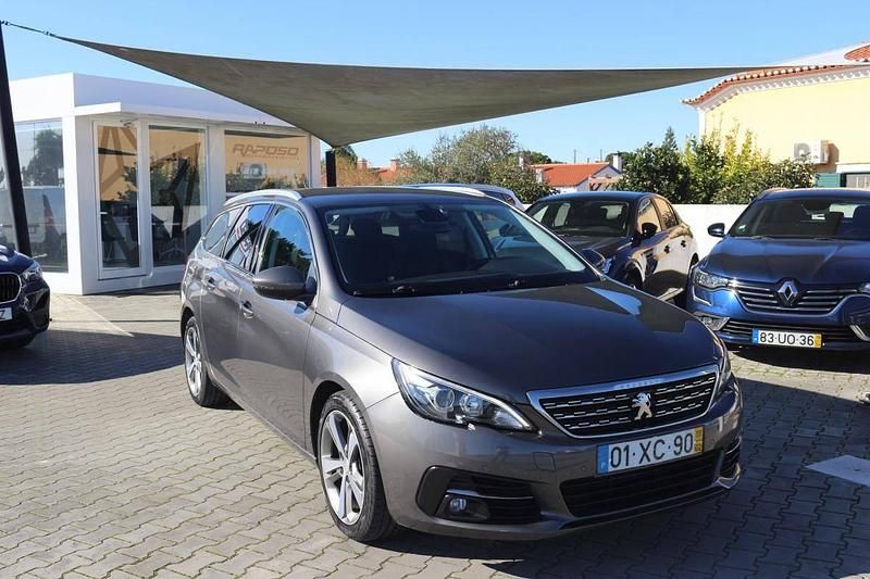Cinzento Usado 2019 Peugeot 308 SW Carrinha | € 11.500 (Preço justo) - Imagem 1/4