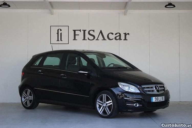 Preto Usado 2011 Mercedes B200 Monovolume | € 12.900 (Preço elevado) - Imagem 1/1