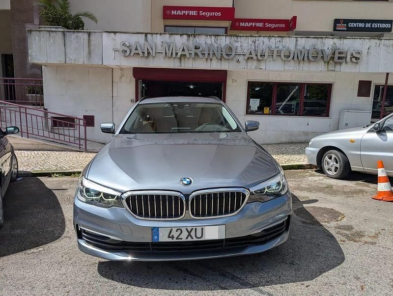 Usado BMW 518 Luxury Line 150 HP (110 kW) 2019 Azul Carrinha